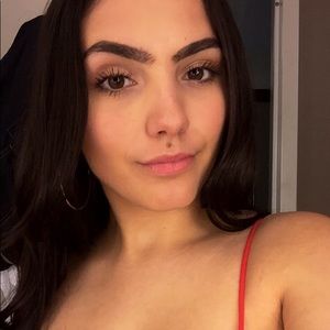 Meet your Posher, Marie